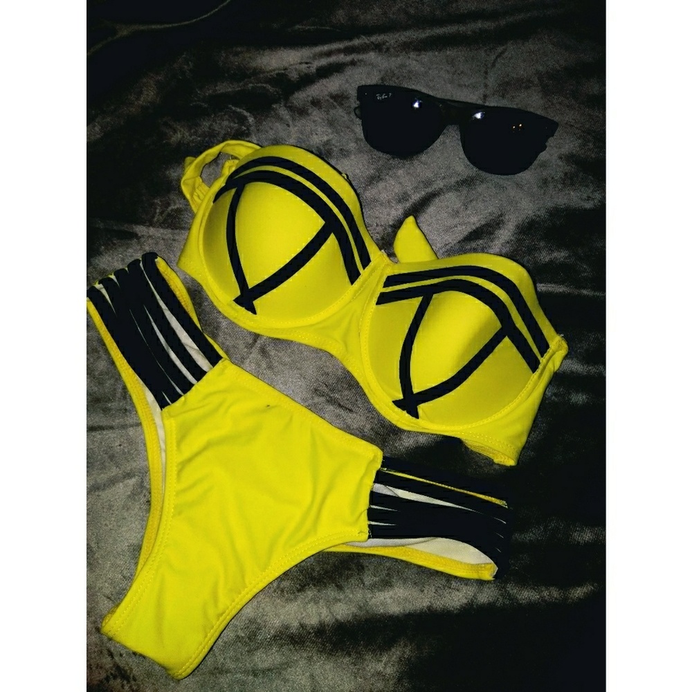 Black & Yellow Strapless Bikini